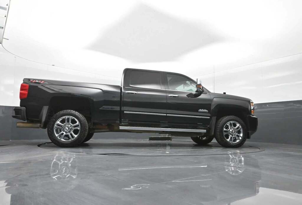 2019 Chevrolet Silverado 2500HD High Country