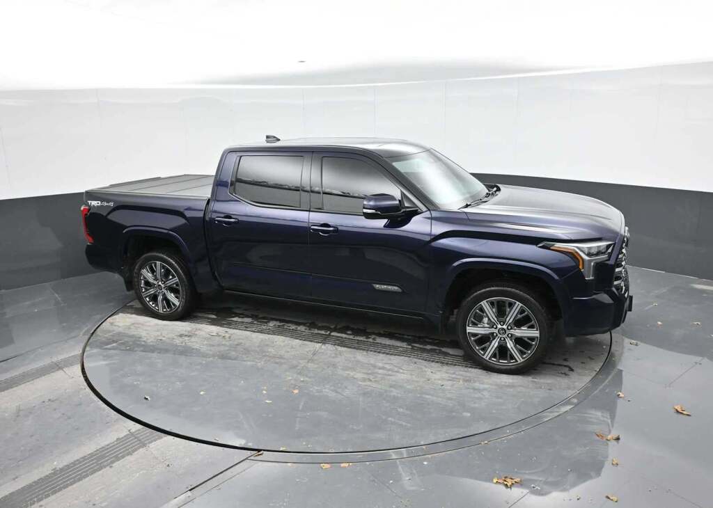 2023 Toyota Tundra Platinum
