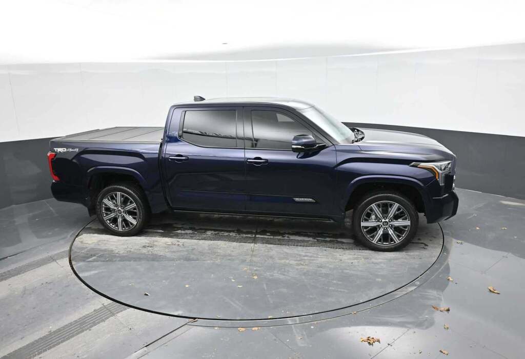 2023 Toyota Tundra Platinum