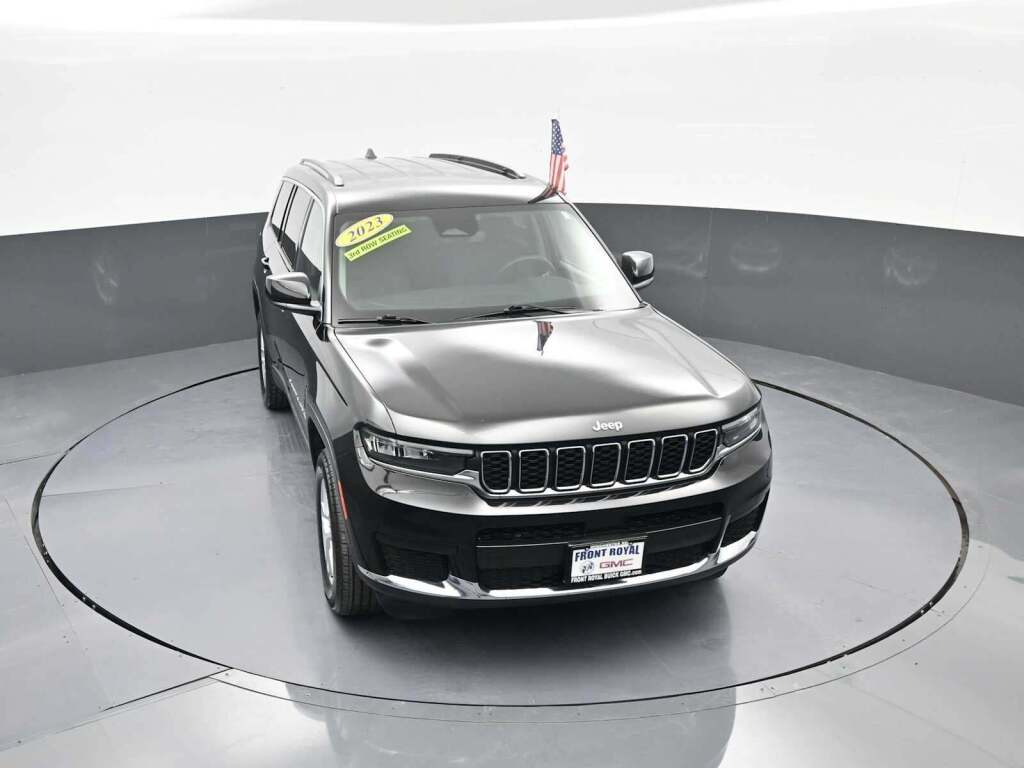 2023 Jeep Grand Cherokee L Laredo 4x4