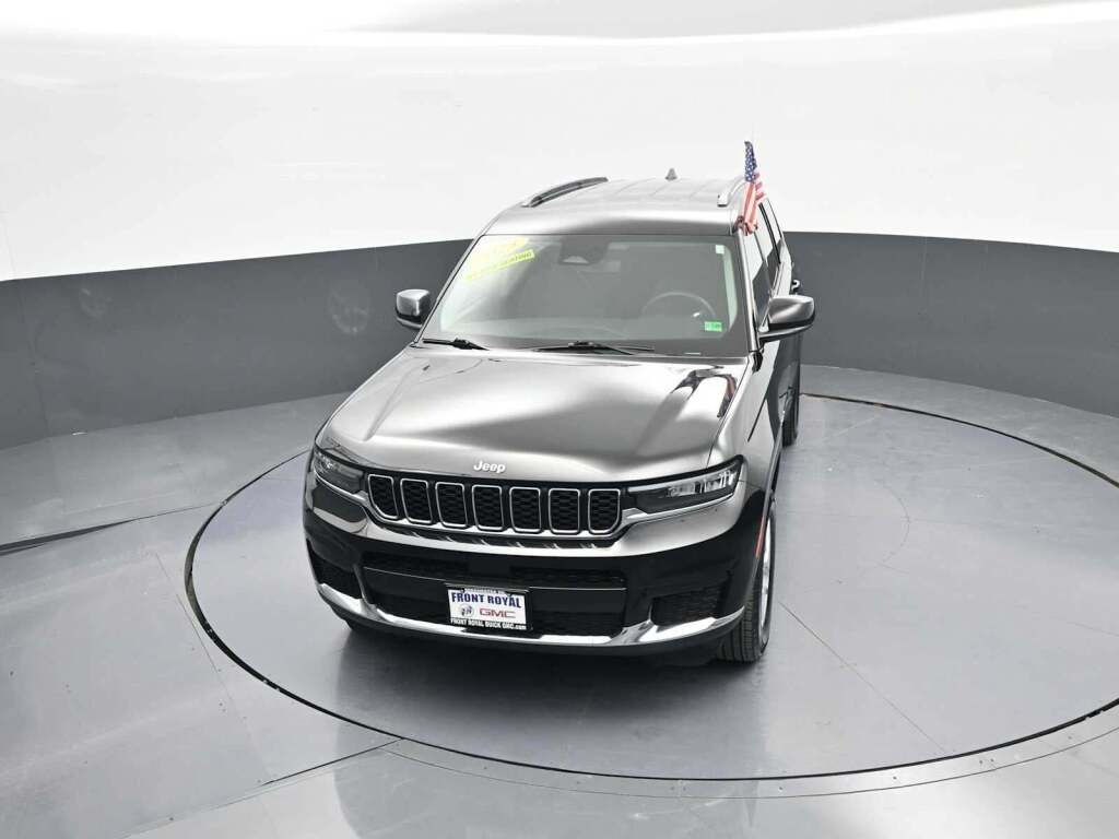 2023 Jeep Grand Cherokee L Laredo 4x4