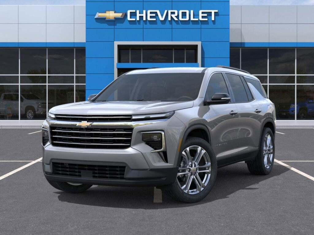 2025 Chevrolet Traverse AWD LT