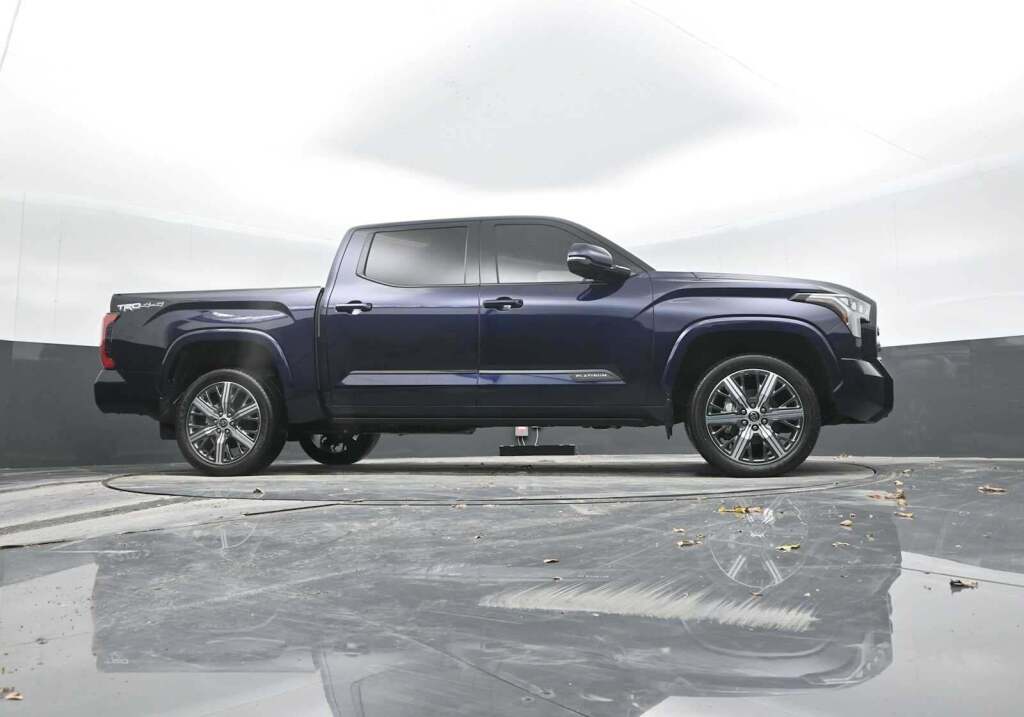 2023 Toyota Tundra Platinum