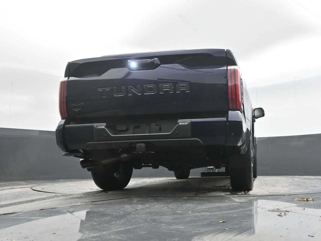 2023 Toyota Tundra Platinum