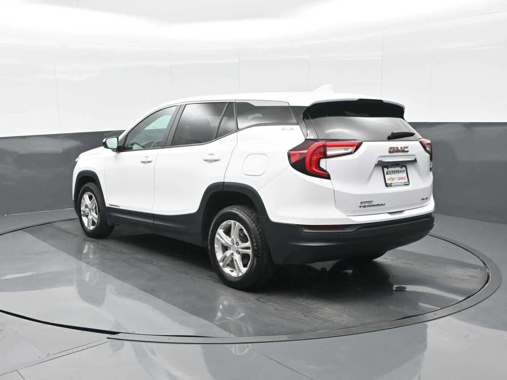 2022 GMC Terrain AWD SLE