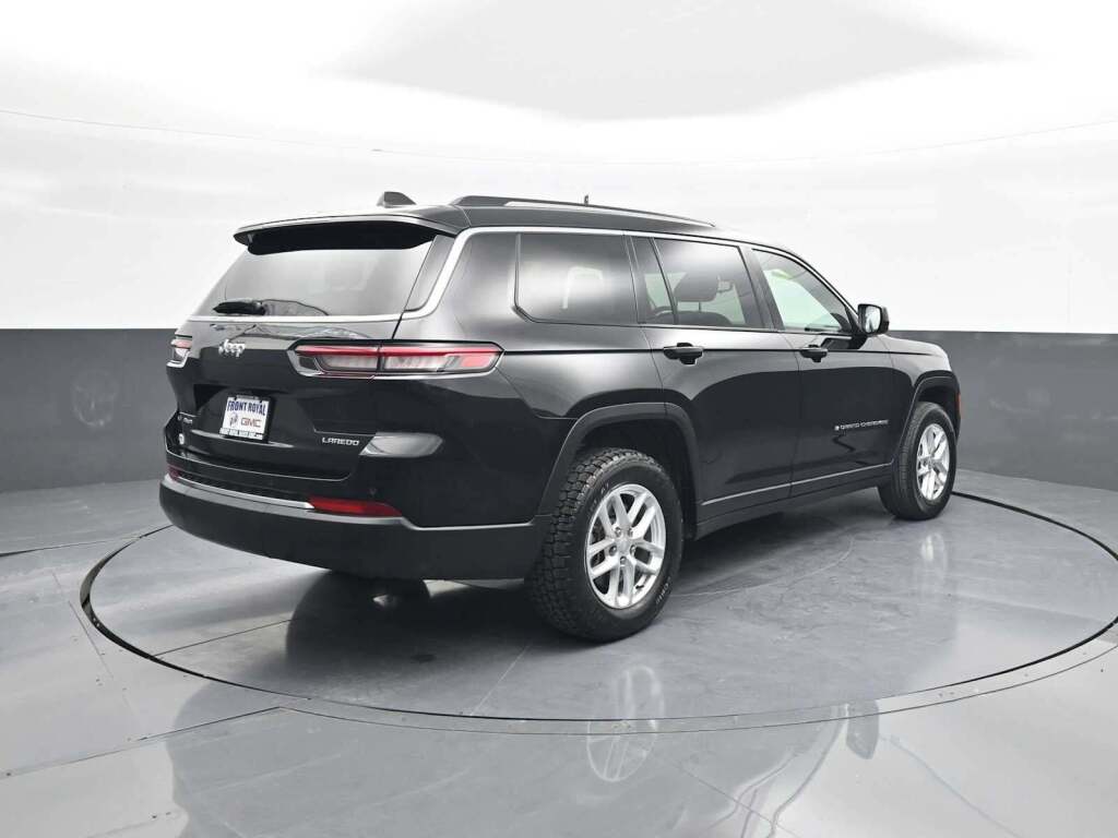 2023 Jeep Grand Cherokee L Laredo 4x4