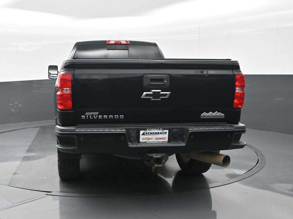 2019 Chevrolet Silverado 2500HD High Country