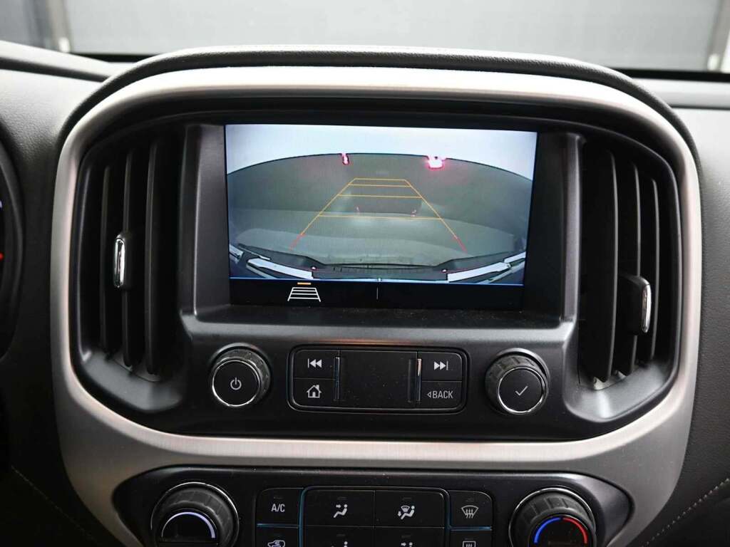 2022 GMC Canyon 2WD Crew Cab Short Box Elevation