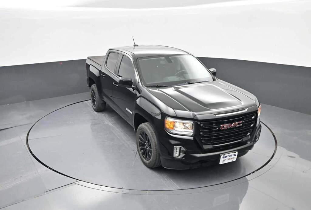 2022 GMC Canyon 2WD Crew Cab Short Box Elevation