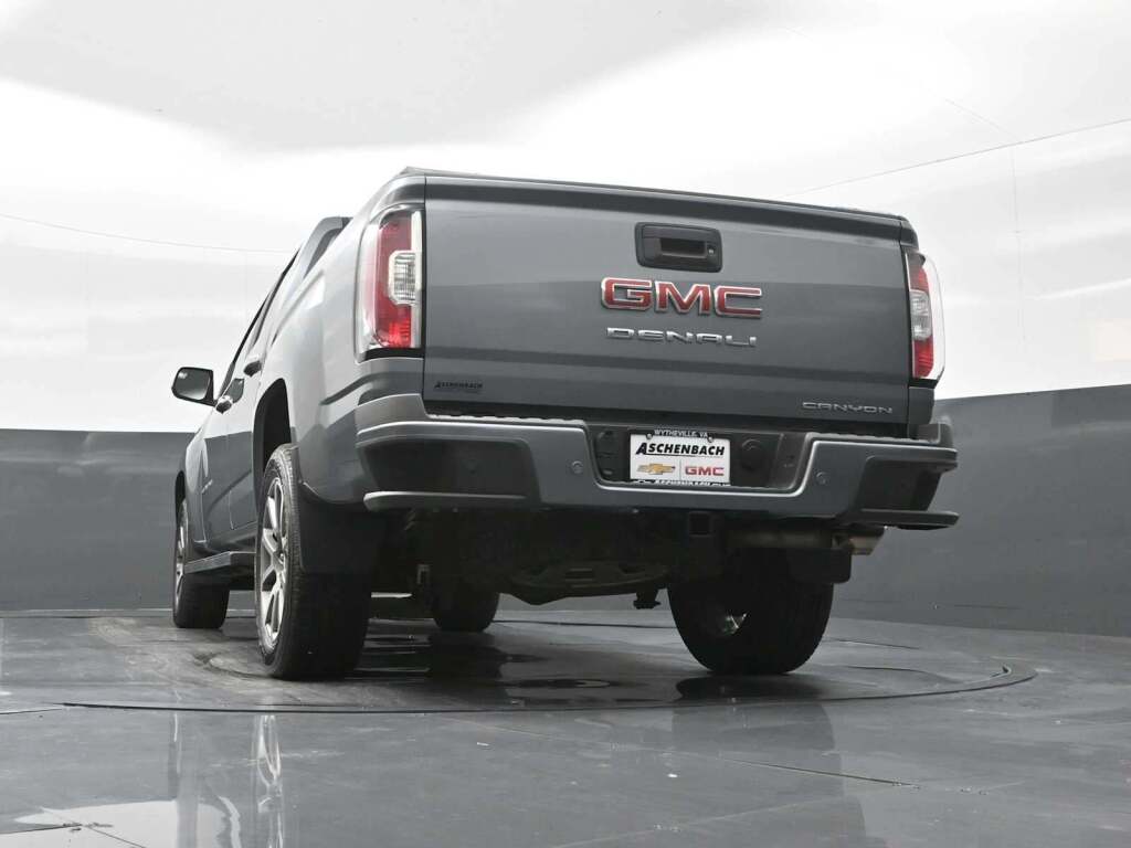 2022 GMC Canyon Denali