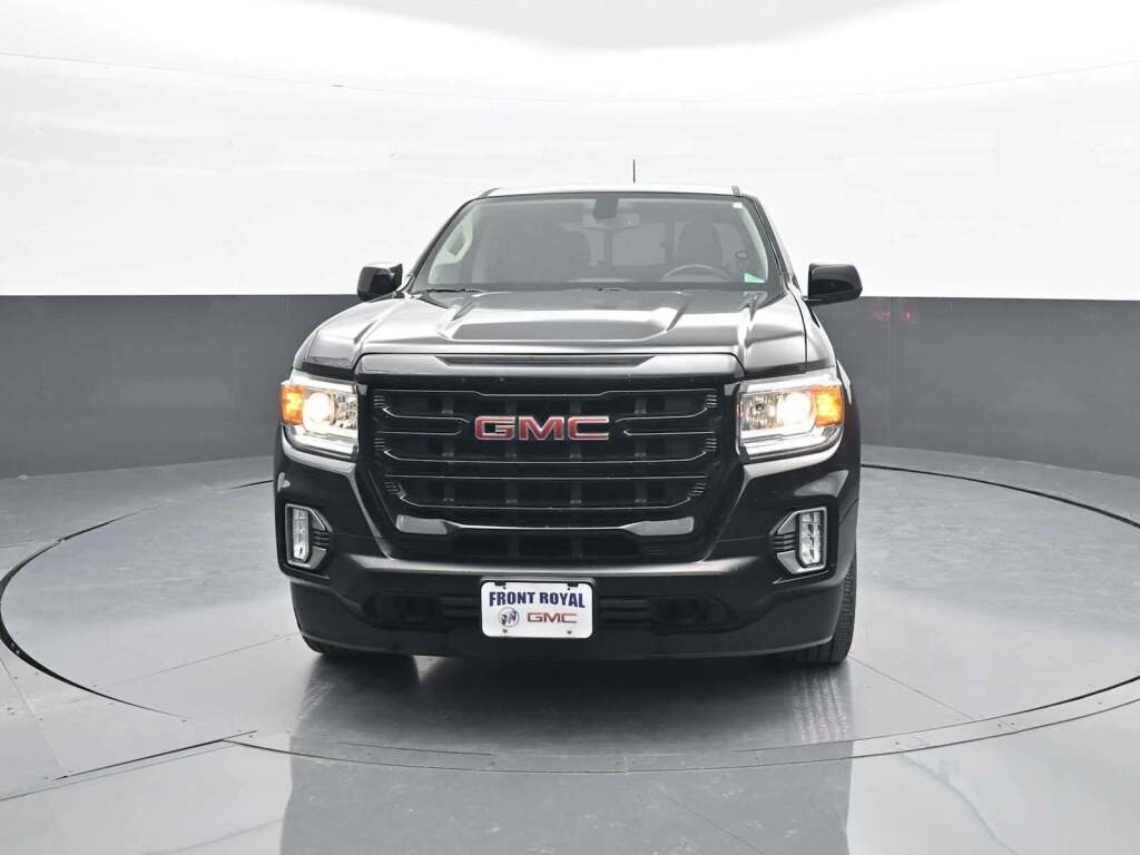 2022 GMC Canyon 2WD Crew Cab Short Box Elevation