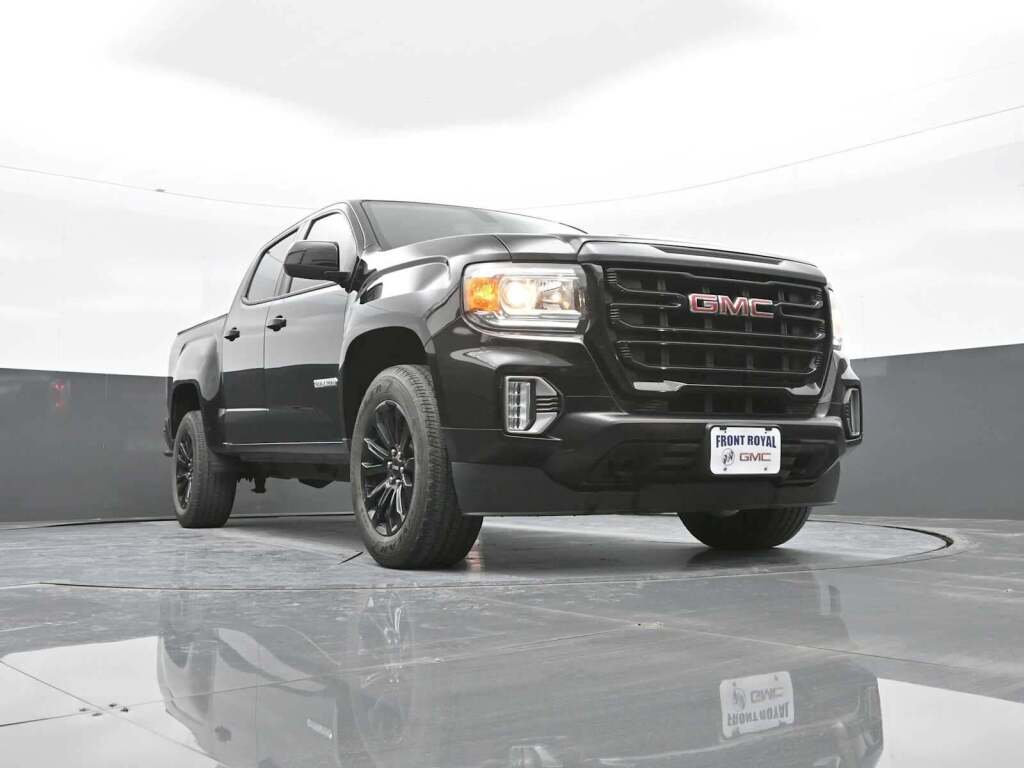 2022 GMC Canyon 2WD Crew Cab Short Box Elevation