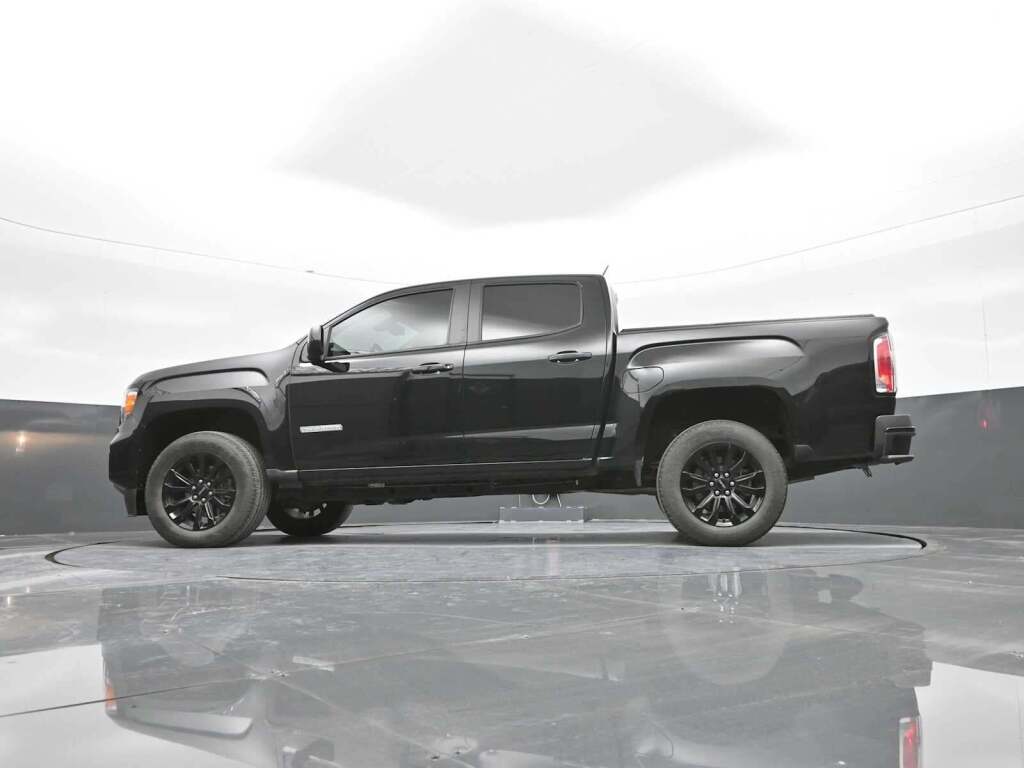 2022 GMC Canyon 2WD Crew Cab Short Box Elevation