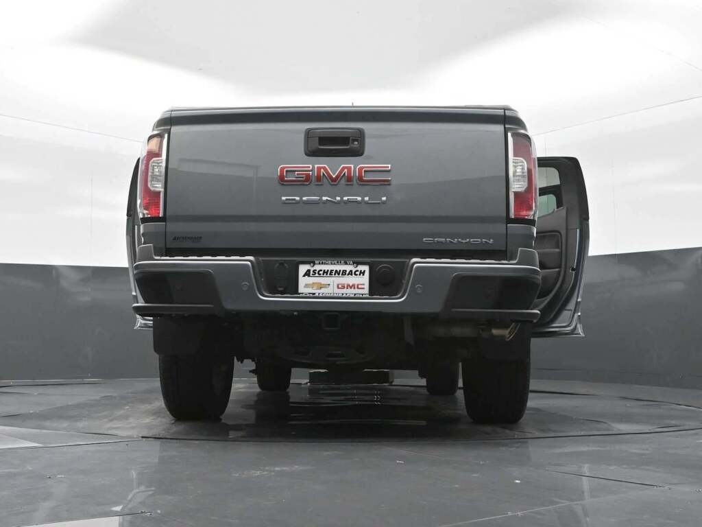 2022 GMC Canyon Denali