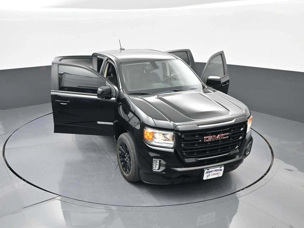2022 GMC Canyon 2WD Crew Cab Short Box Elevation