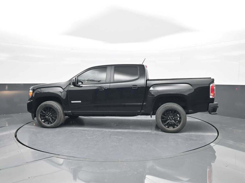 2022 GMC Canyon 2WD Crew Cab Short Box Elevation