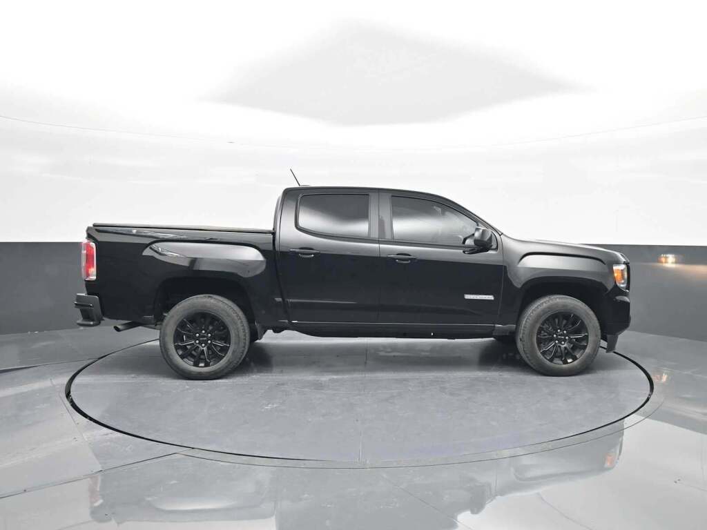 2022 GMC Canyon 2WD Crew Cab Short Box Elevation
