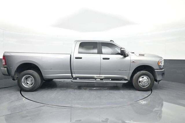2024 Ram 3500 Big Horn Crew Cab 4x4 8' Box