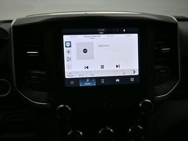 2024 Ram 3500 Big Horn Crew Cab 4x4 8' Box