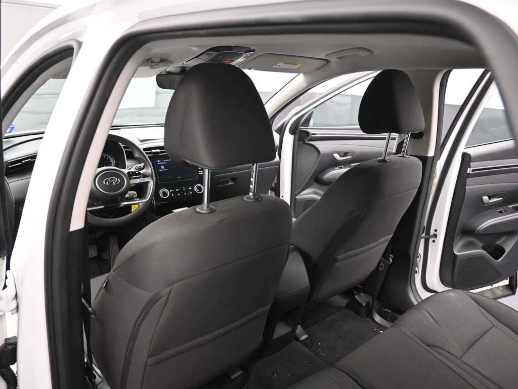 2023 Hyundai Tucson SE