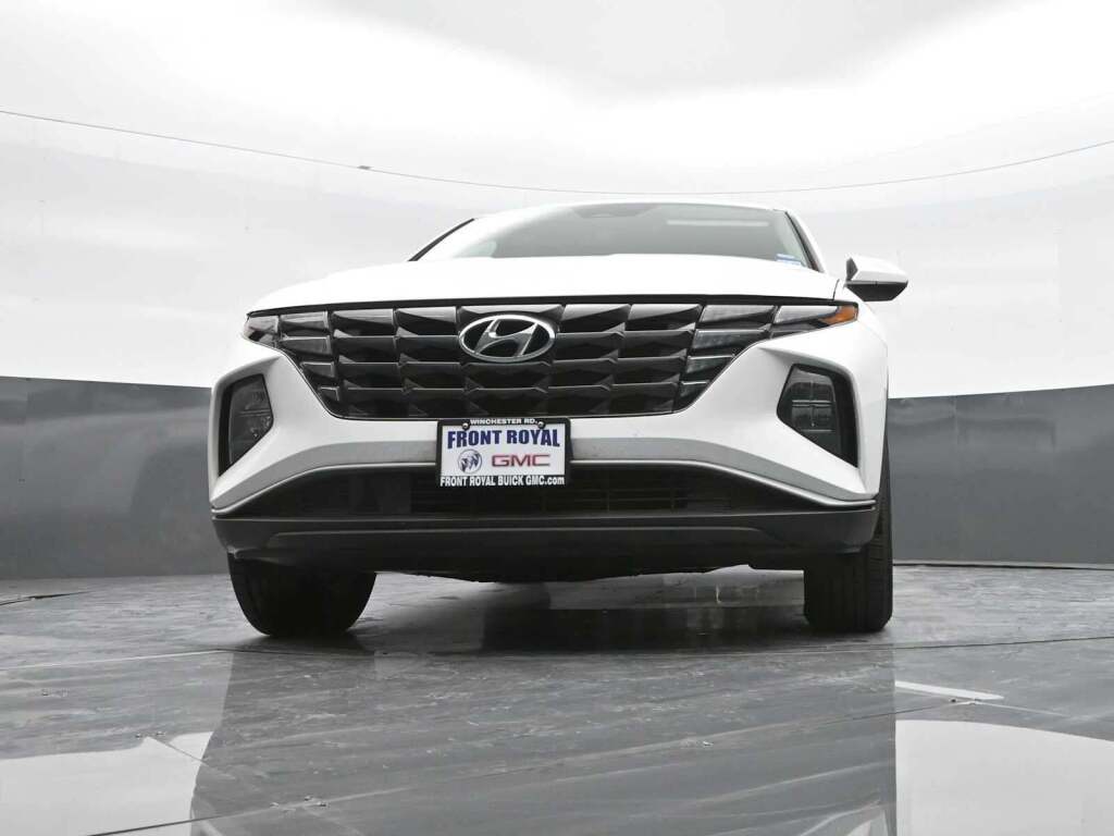 2023 Hyundai Tucson SE