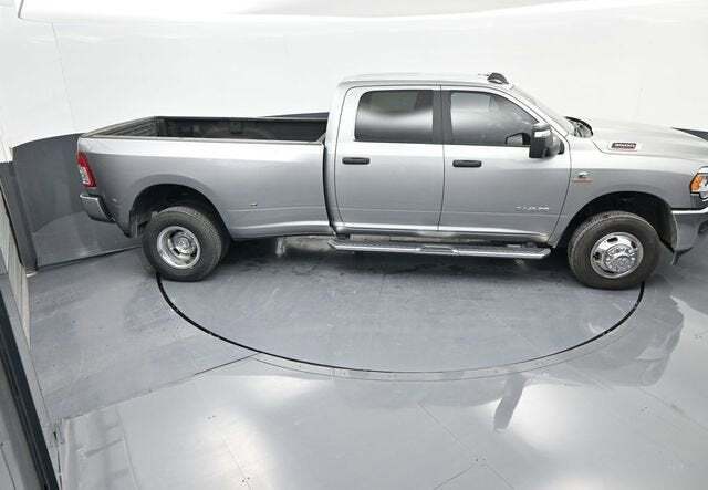2024 Ram 3500 Big Horn Crew Cab 4x4 8' Box