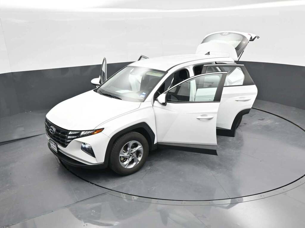 2023 Hyundai Tucson SE
