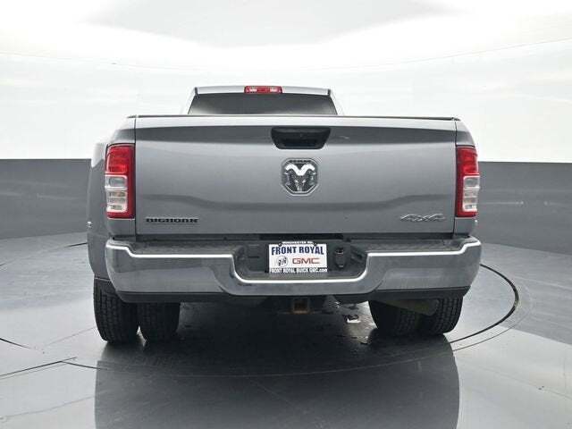 2024 Ram 3500 Big Horn Crew Cab 4x4 8' Box