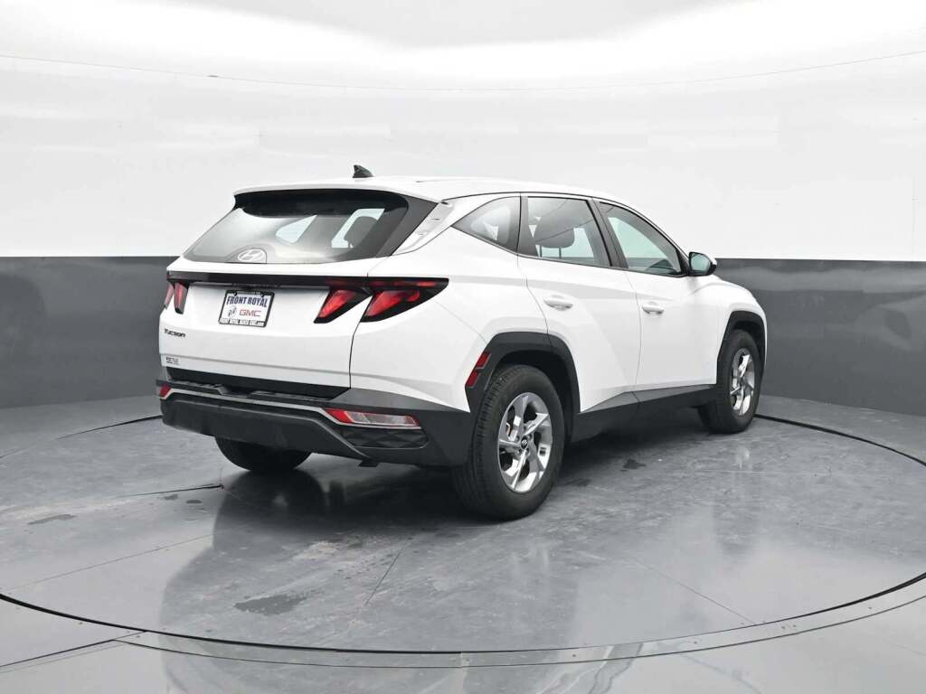 2023 Hyundai Tucson SE