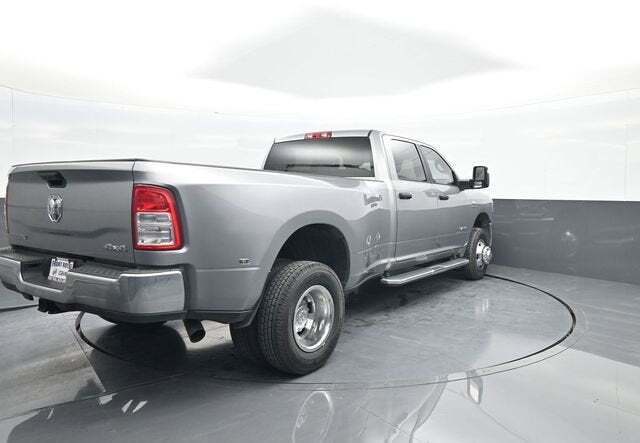 2024 Ram 3500 Big Horn Crew Cab 4x4 8' Box
