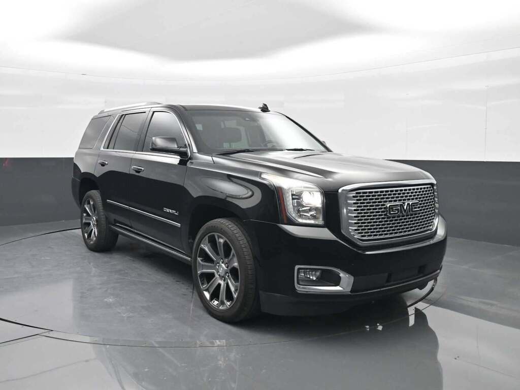 2017 GMC Yukon Denali's photo