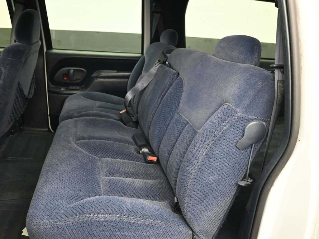 1997 Chevrolet Suburban 2500 
