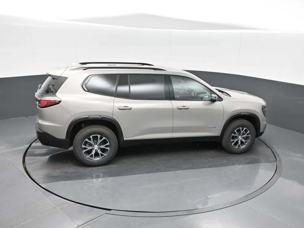 2026 GMC Acadia AT4 AWD