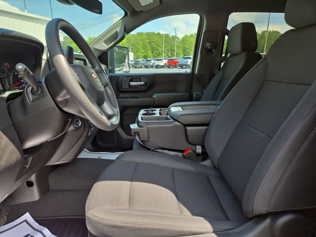 2025 Chevrolet Silverado 2500HD Custom