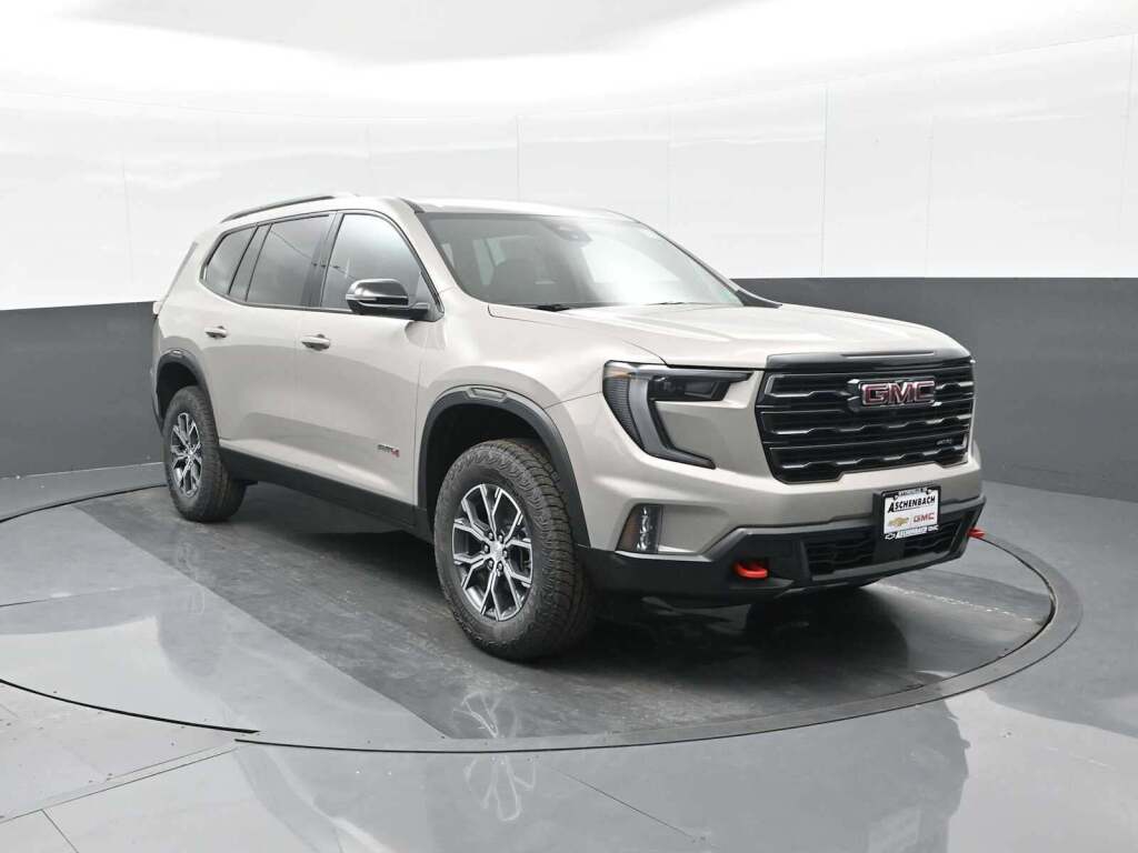 2026 GMC Acadia AT4 AWD
