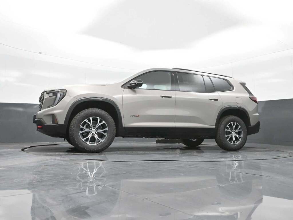 2026 GMC Acadia AT4 AWD