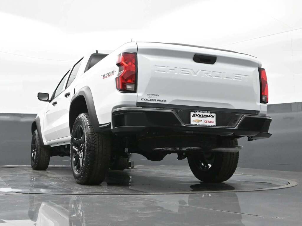 2024 Chevrolet Colorado 4WD Trail Boss
