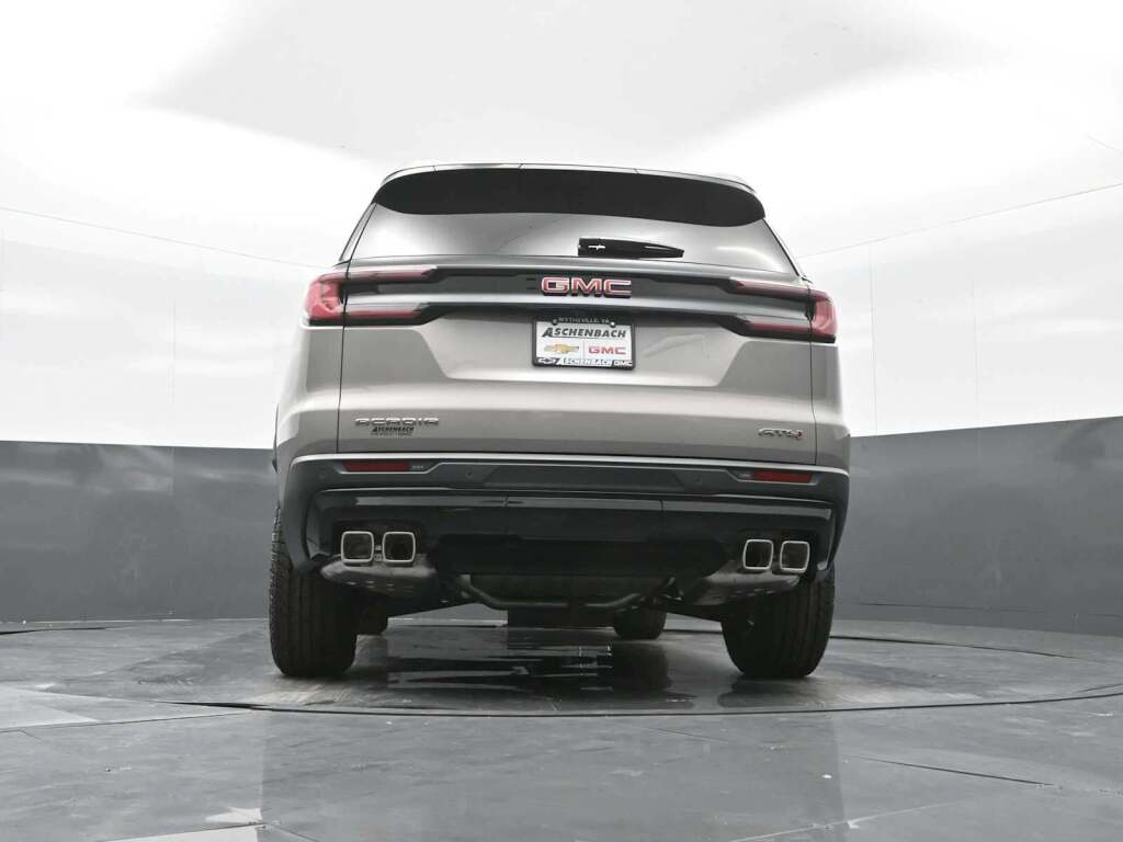 2026 GMC Acadia AT4 AWD