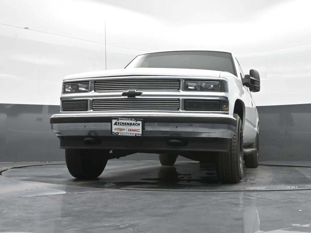 1997 Chevrolet Suburban 2500 