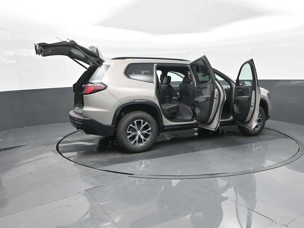 2026 GMC Acadia AT4 AWD