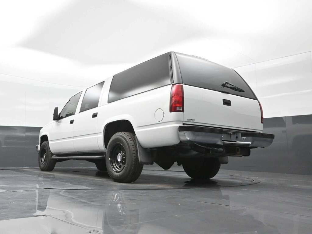 1997 Chevrolet Suburban 2500 
