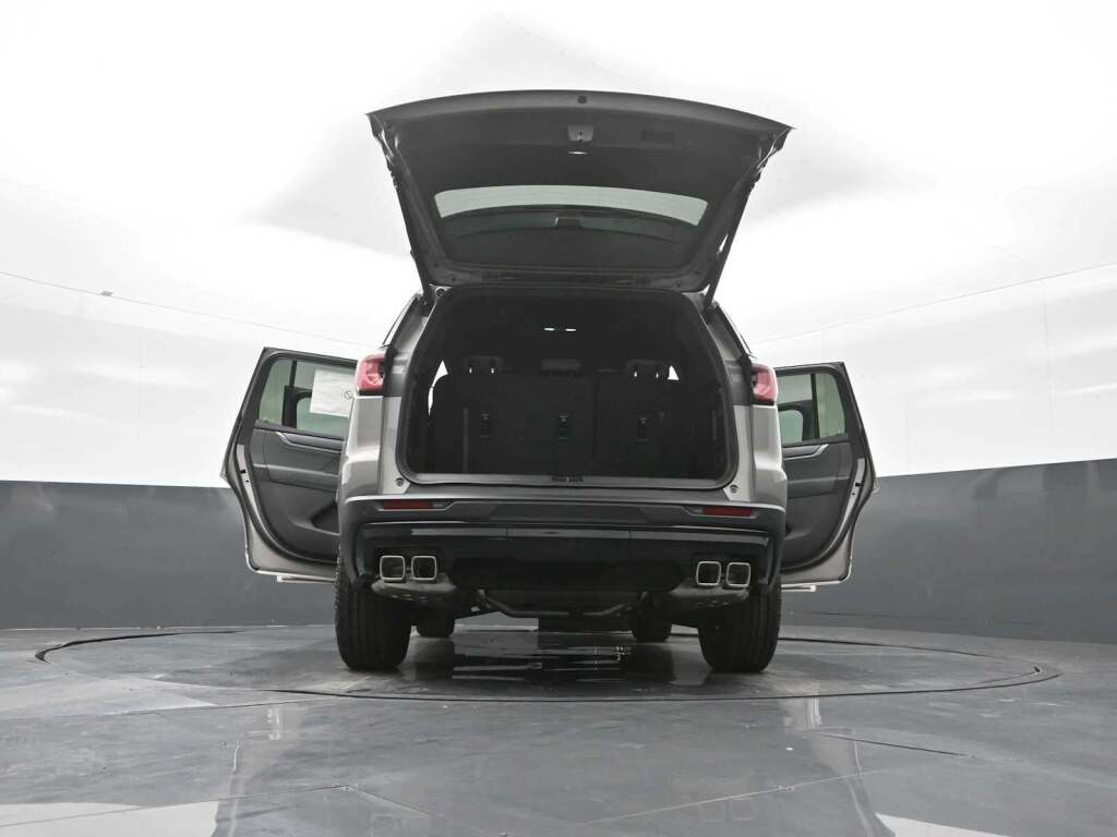 2026 GMC Acadia AT4 AWD