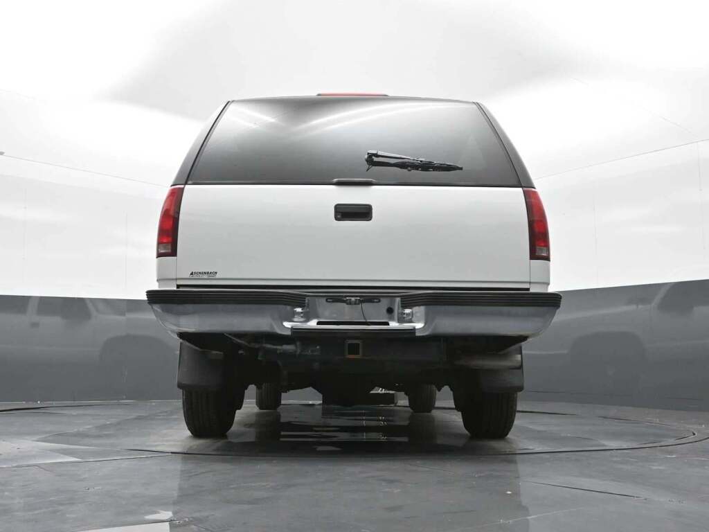 1997 Chevrolet Suburban 2500 
