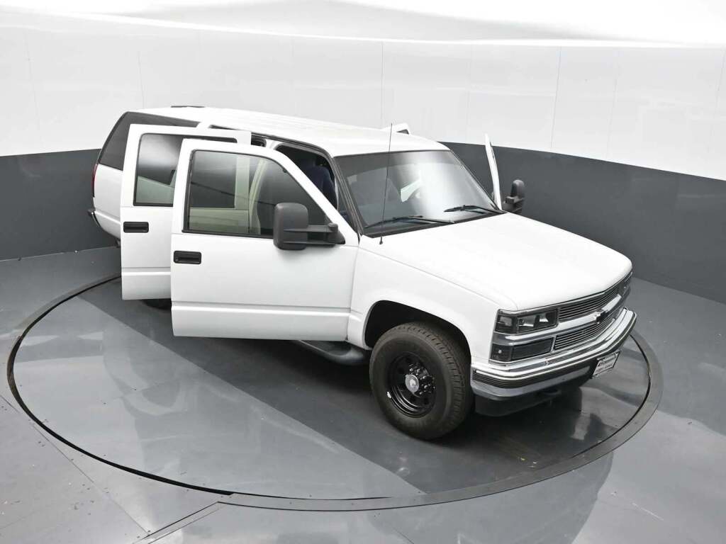 1997 Chevrolet Suburban 2500 