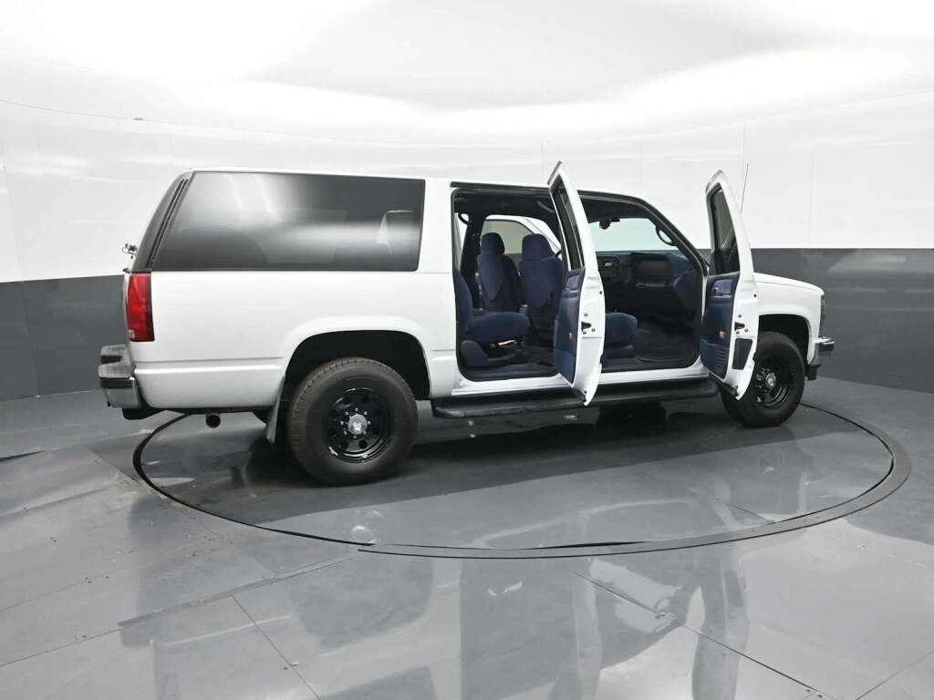 1997 Chevrolet Suburban 2500 