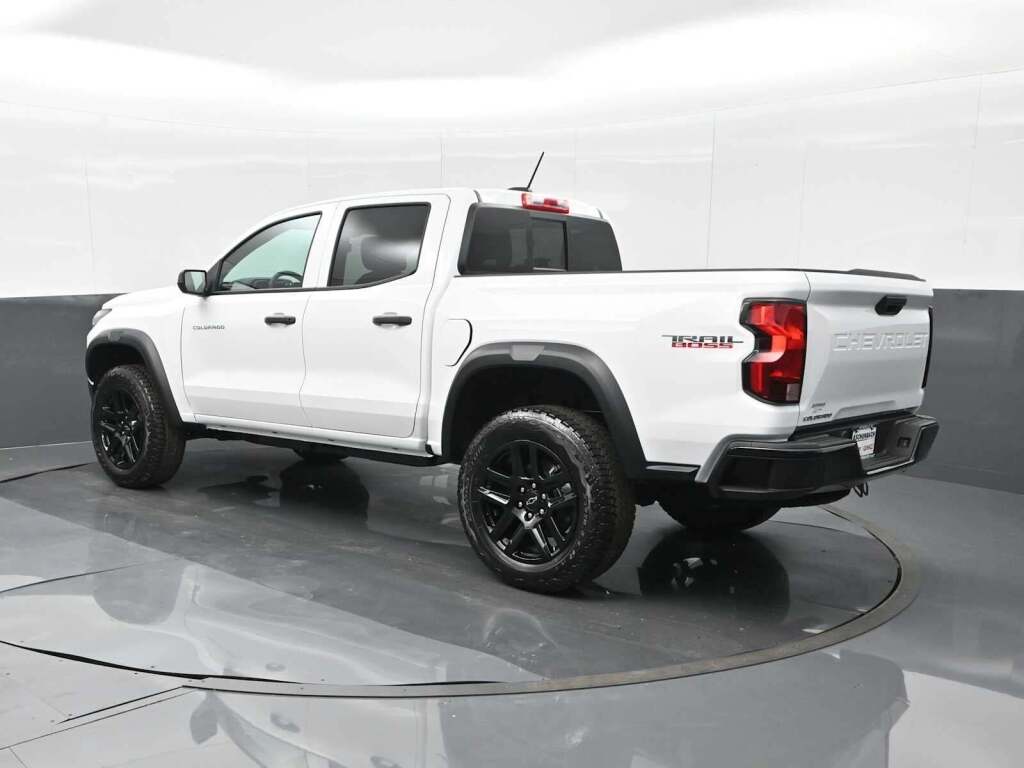 2024 Chevrolet Colorado 4WD Trail Boss