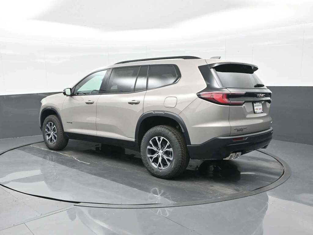 2026 GMC Acadia AT4 AWD