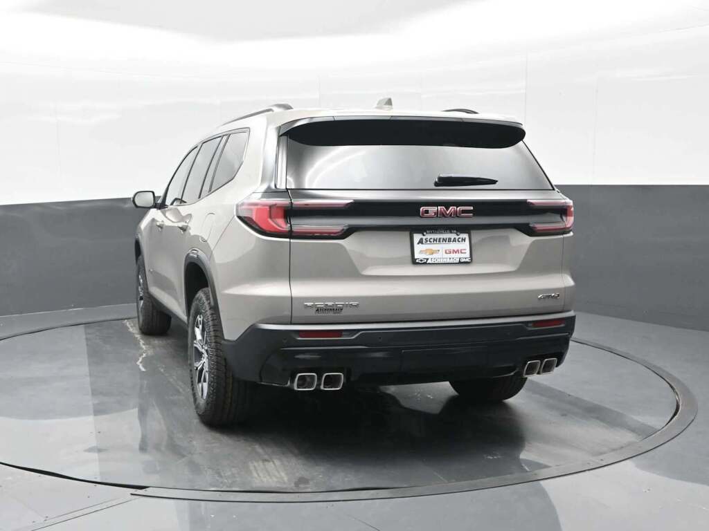 2026 GMC Acadia AT4 AWD