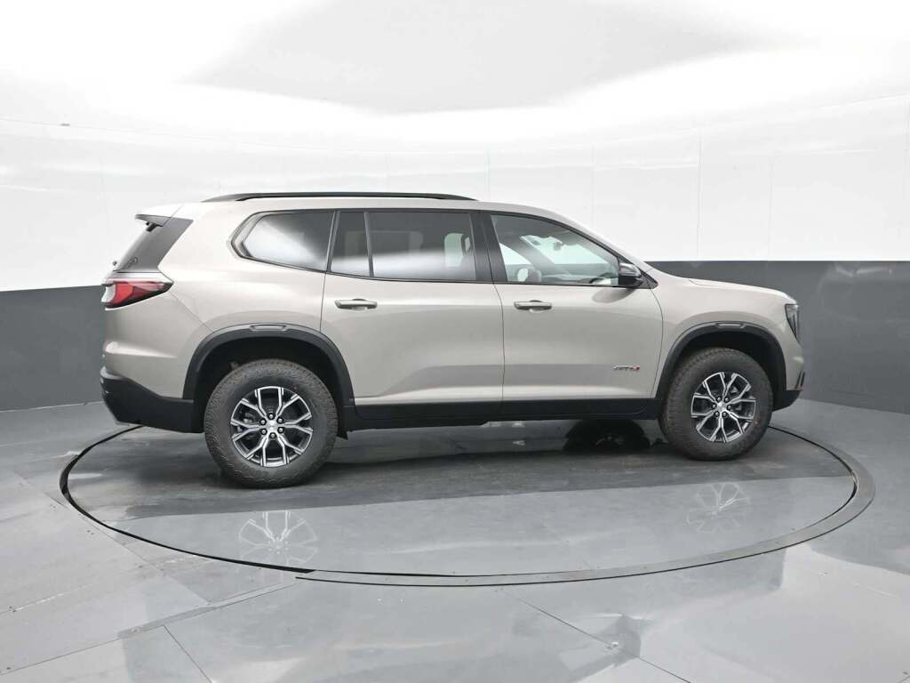 2026 GMC Acadia AT4 AWD
