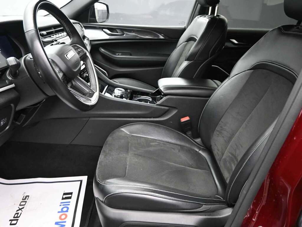 2021 Jeep Grand Cherokee L Altitude 4x4